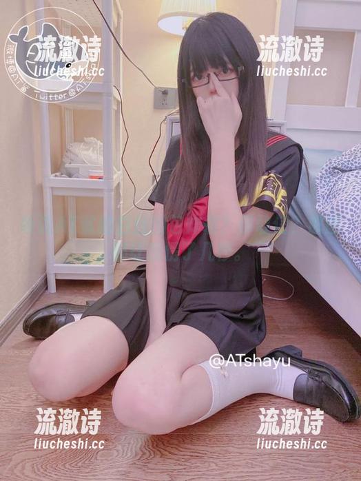 听说AT鲨的白丝图包炸裂？你敢信？原图都让我愣了几秒。-流澈诗