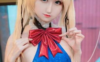 KuukoW蕾丝：这多余的布料能否勾起你的好奇？精选写真集送上，让你瞧瞧。