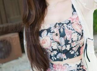 MiStar魅妍社 - 娜露Selena的清纯图包，一不小心就扎进了少女心的海洋。