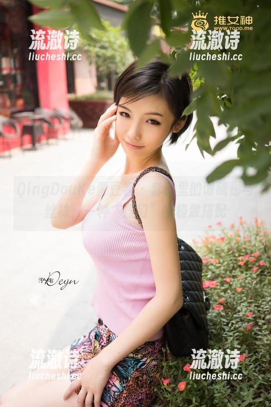 QingDouKe青豆客 - 套图里的谭晓彤与丝袜,一种“虚幻”的极致搭配-流澈诗 QingDouKe青豆客 - 套图里的谭晓彤与丝袜,一种“虚幻”的极致搭配-流澈诗