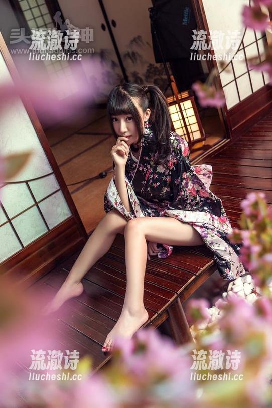 TouTiao头条女神 - 轻松一下，柠檬酱短裤写真如何征服netdisk-流澈诗