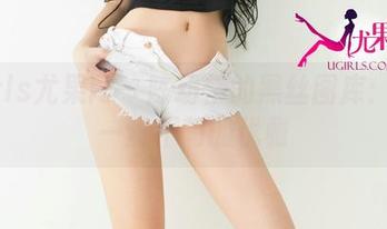 UGirls尤果网 - 陈幼伊的黑丝图库：分享一丝不苟的优雅