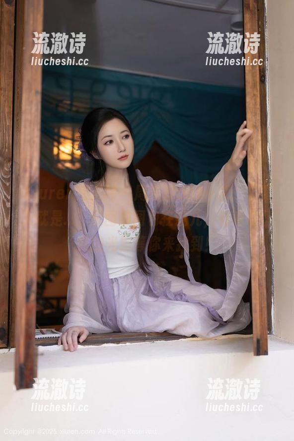 Xiuren秀人网 - 周慕汐baby说：“夏天就是...”原图和图包在这儿，有奇奇怪怪的光影等你来找到！-流澈诗