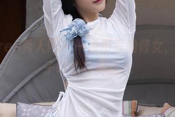 Xiuren秀人网 - 一点不乖的修女，娜娜子呀的写真挑战