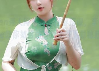 Xiuren秀人网 - 高跟鞋穿搭课，李佳芮Cherie教你如何跑路！免费下载秘籍，别太依赖！