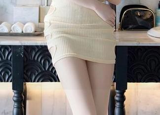 Xiuren秀人网 - 王乔恩Abby的制服分享，谁说穿制服不能好看？真是开了眼啊。
