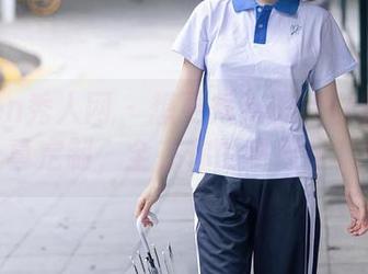 Xiuren秀人网 - 想要秀？田兮白的JK写真定制，全在你的掌控中！