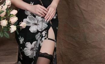 Xiuren秀人网 - 糯美子nini，在写真中书写一个奇异的剧情，你瞅瞅这构图…
