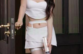 Xiuren秀人网 - 虽然是浴室，萌汉药baby的合集却让人忍俊不禁