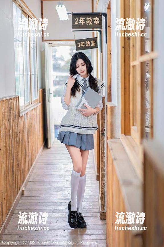 Xiuren秀人网 - 图库观察：黄乐然如何用红唇与细腰俘获眼球-流澈诗