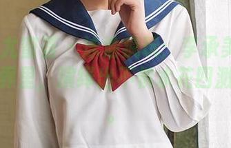YouMi尤蜜荟 - 泳池疯玩：李承美在无圣光的世界里，演绎出不惧水花四溅的凶猛。