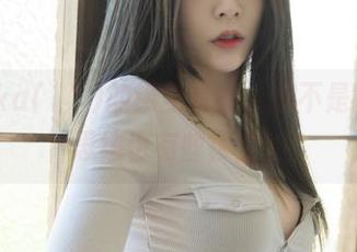 看！Yuka(유카)的镂空套图，是不是能让你的思绪也有些镂空？
