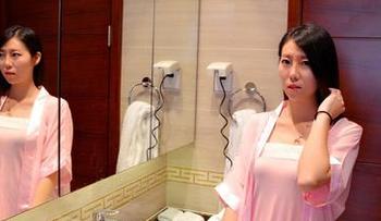 pans - 高清图包记录了妮妮的婚纱，裙子蓬蓬的，像是每次早上我那张睡衣…