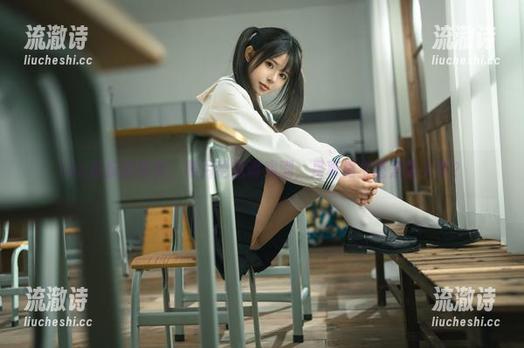 rua阮阮的写真，照片给我讲戏剧，是真男主还是路人甲？-流澈诗