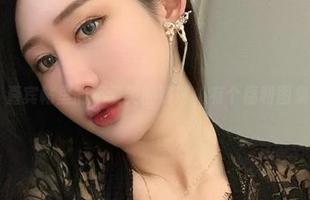 微密圈 - 嘉宾帖里的不爱笑的赛琳，有个福利图集等你发掘