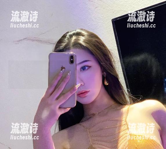 微密圈 - 不爱笑的赛琳私房作品：双马尾带你回到青涩年代！-流澈诗