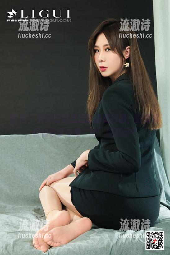 丽柜 - 免费欣赏悠悠的油亮图册，顺便看看她有多少种“油”的展示？-流澈诗