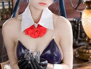 让无数膜拜的照片，九柒喵体操服白子，真想问她怎么保持身材
