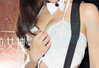 克拉女神 - 海边不是梦，瑞莎全套写真让你身临其境——只是别跳水！