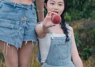 初夏女神 - 点点的自拍图集：当她尝试不同的脸色和表情时，我也是醉了！