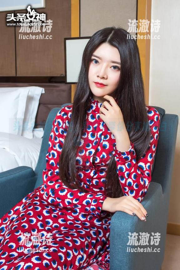 头条女神 - 来吧，莫晓希带你分享她的白蛇传冒险-流澈诗