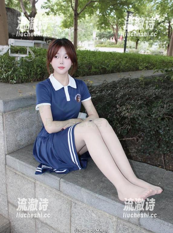 小众视觉 - 套装图片太养眼，谁还在等？珂老师给你机会下载！-流澈诗