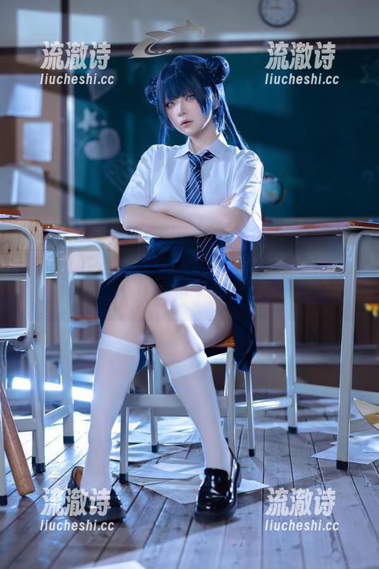 屿鱼yukako的眼镜写真合集:这眼镜也太会撩了吧!-流澈诗 屿鱼yukako的眼镜写真合集:这眼镜也太会撩了吧!-流澈诗