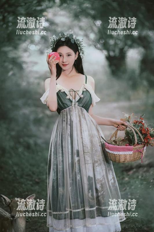 年年Nnian在线又来了，美图的玉兔公主，竟然让我想起我小时候的什么玩具？-流澈诗