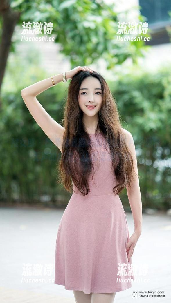 推女郎 - 翻看林萌萌拍的姐姐照片，是种无声的魔法，让我无法自拔。-流澈诗