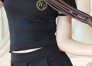 果团网 - 免费美图：黄歆苑化身女仆，快来看她的“打工生活”！