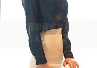 模范学院 - 这图包到底有多火？佟蔓baby的户外原图让人觉得就算爬山也值得。