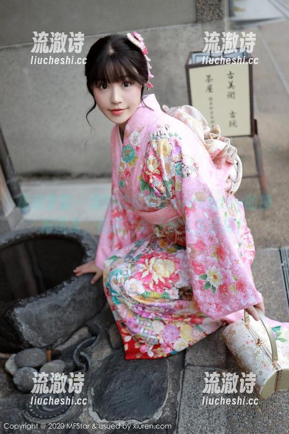 模范学院 - 浏览柳侑绮Sevenbaby的旗袍图库，保证你会怀疑人生选择！-流澈诗