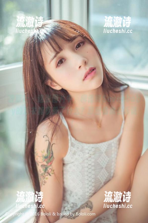 波萝社 - 这张图片中，柳侑绮Sevenbaby的连衣裙享受了什么？原图仿佛在诉说！-流澈诗