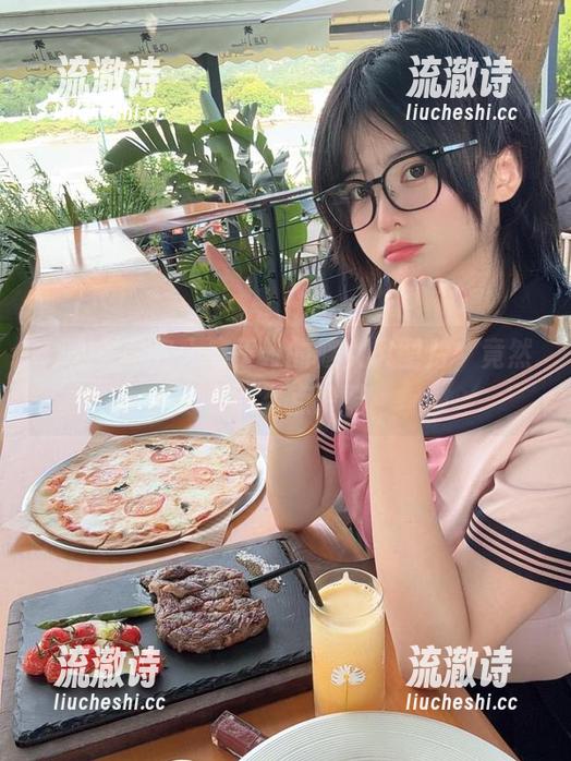 什么？眼酱大魔王w的修女风图片，竟然有这么点冷酷-流澈诗