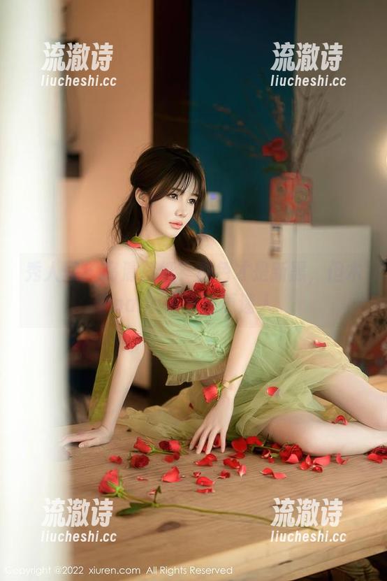 秀人网 - 高清壁纸？棕色才是新黑，但木子nana让黑色更迷人。-流澈诗