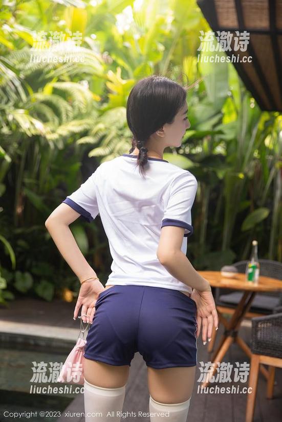 秀人网 - 学妹沈蜜桃off，堪称高清图库里的小心机-流澈诗