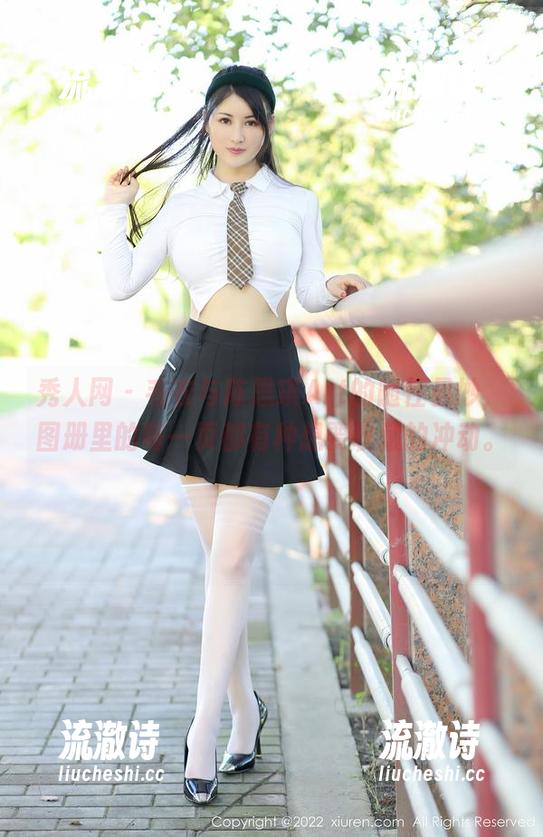 秀人网 - 毛衣与陈思琪Art的随性曼妙，图册里的每一页都有种想要收藏的冲动。-流澈诗