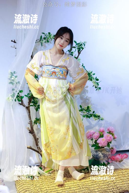 绮梦摄影 - 图包里藏了啥？从章章JK开始，愣是让人一秒偷瞄！-流澈诗