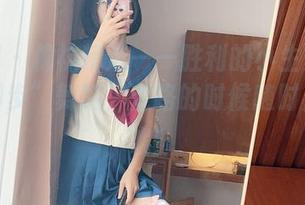 微密圈 - 棉袜精选——胜利的小生活演绎的“脚步”舞蹈，走路的时候随时加点儿戏！