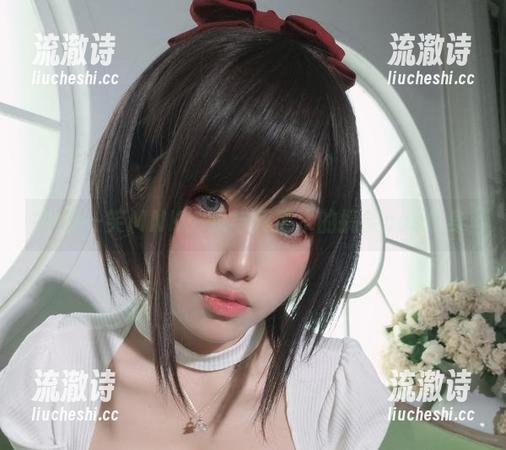 芊川一笑MNK：我与死库水的搞笑cos化身-流澈诗