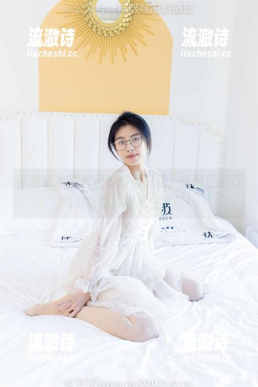 袜啵啵 - 图片里的剧情漩涡,小甜豆把巧克力蛋糕玩得风生水起!-流澈诗 袜啵啵 - 图片里的剧情漩涡,小甜豆把巧克力蛋糕玩得风生水起!-流澈诗