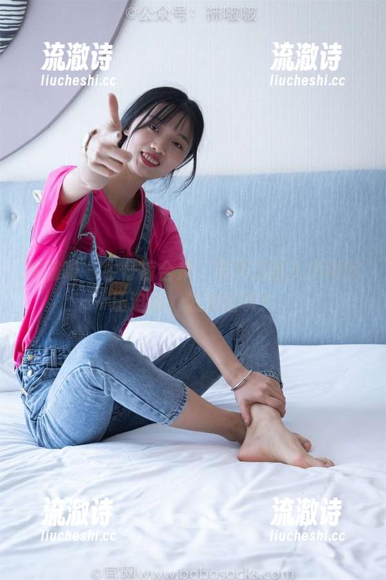 袜啵啵 - 牛仔裤合集，泡芙总给人不同的压迫感，怎么回事？-流澈诗