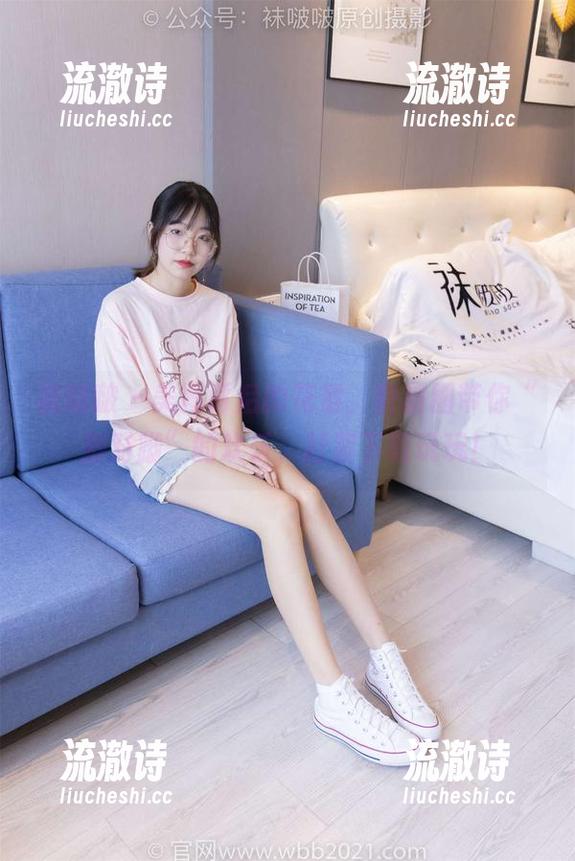 袜啵啵 - 美图背后的花絮，甜甜圈带你“脚对脚”的欢乐，赶紧下载玩玩！-流澈诗