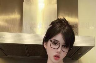 微密圈 - 阿色的水蜜桃沙漏免费图册，满屏都是让人嘴巴变蜜的诱惑！