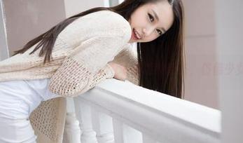 魅妍社 - 精选出赵欢颜Jessica的清纯姿态，仿佛少女心涌动